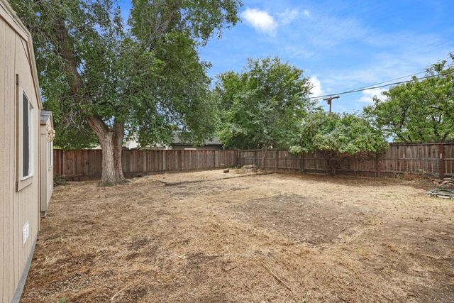 216 E Carlton Way, Tracy, CA 95376