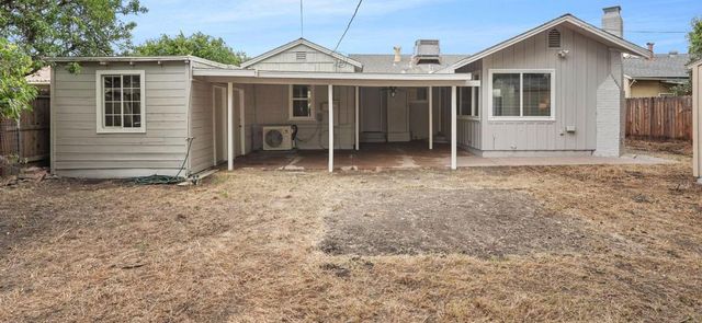 216 E Carlton Way, Tracy, CA 95376