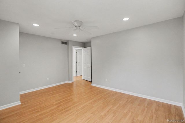 3376 Hessel Avenue, Rochester Hills, MI 48307