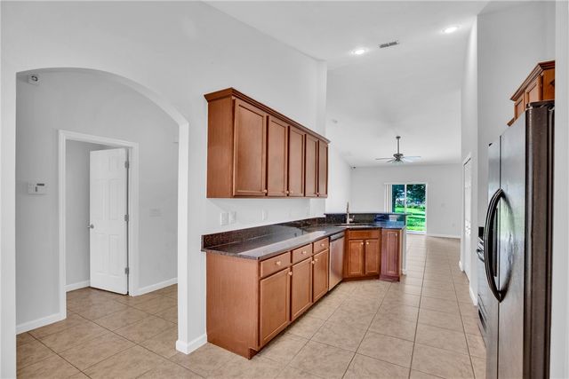 1602 Lexington Square SW, Vero Beach, FL 32962