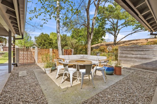 5705 Susie CT, Austin, TX 78757