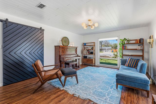 5705 Susie CT, Austin, TX 78757