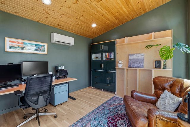 5705 Susie CT, Austin, TX 78757