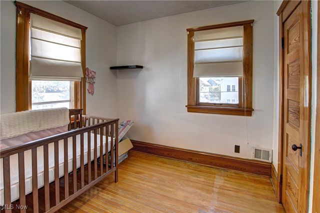 1547 Orchard Grove Avenue, Lakewood, OH 44107