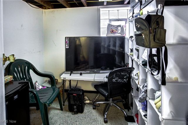 1547 Orchard Grove Avenue, Lakewood, OH 44107