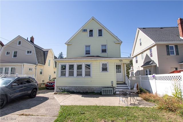 1547 Orchard Grove Avenue, Lakewood, OH 44107