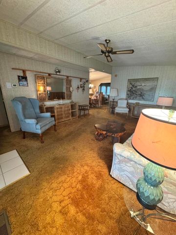 37 San Roberto, Fort Pierce, FL 34951