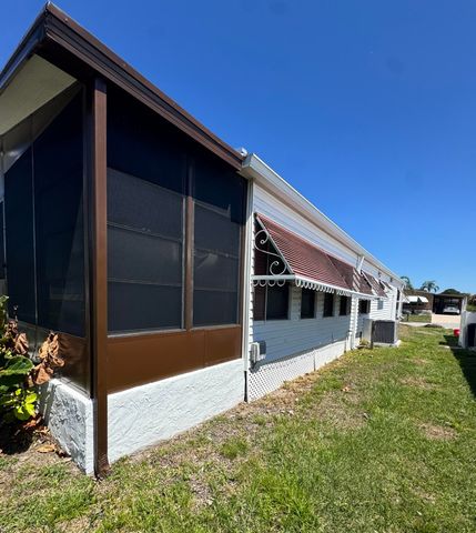 37 San Roberto, Fort Pierce, FL 34951