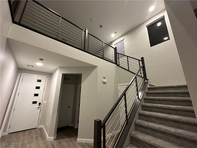 6836 Pacific Robin Street, North Las Vegas, NV 89084