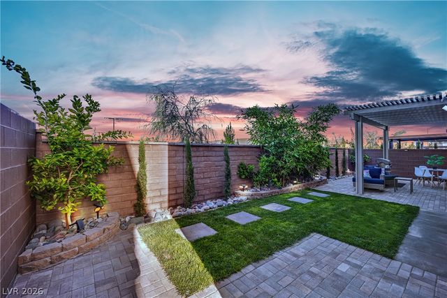6836 Pacific Robin Street, North Las Vegas, NV 89084