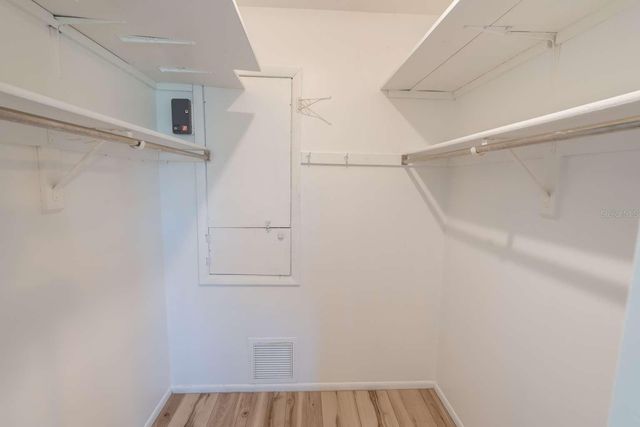 456 CIRCLEWOOD DRIVE L7, Venice, FL 34293