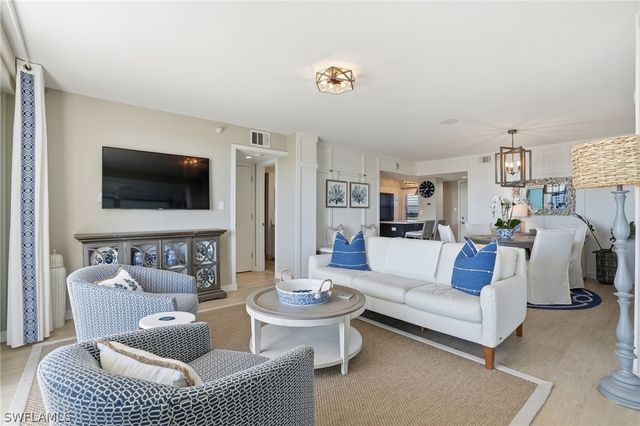 5501 Heron Point DR 602, Naples, FL 34108