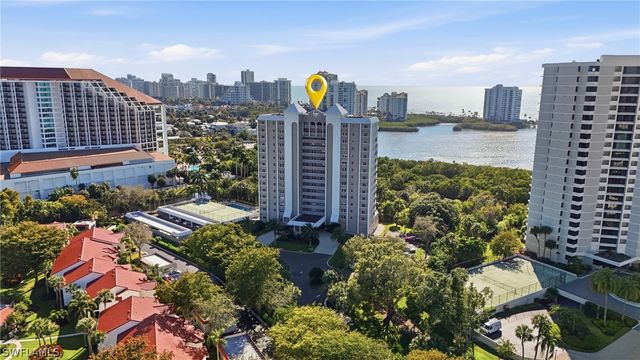 5501 Heron Point DR 602, Naples, FL 34108