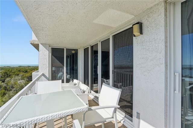 5501 Heron Point DR 602, Naples, FL 34108