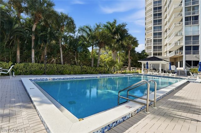 5501 Heron Point DR 602, Naples, FL 34108