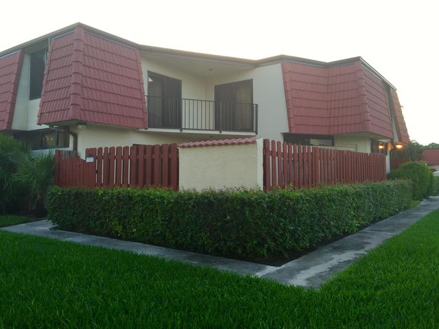 3757 Victoria Drive, West Palm Beach, FL 33406