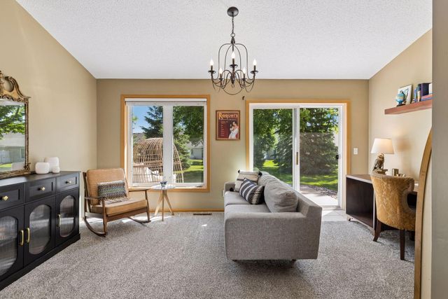 6503 Brook Lane, Savage, MN 55378