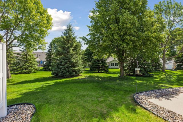 6503 Brook Lane, Savage, MN 55378