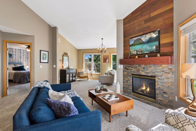 6503 Brook Lane, Savage, MN 55378