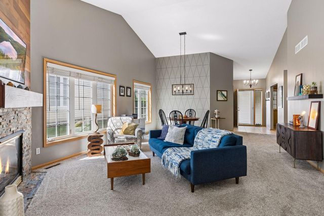 6503 Brook Lane, Savage, MN 55378