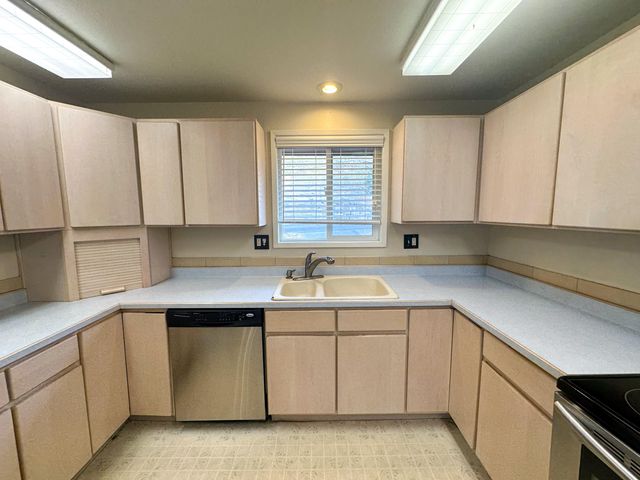 1422 Kimberly Drive, Klamath Falls, OR 97603