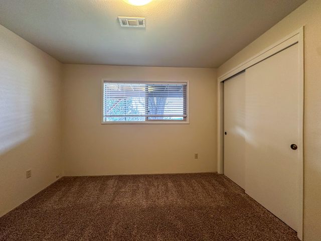 1422 Kimberly Drive, Klamath Falls, OR 97603