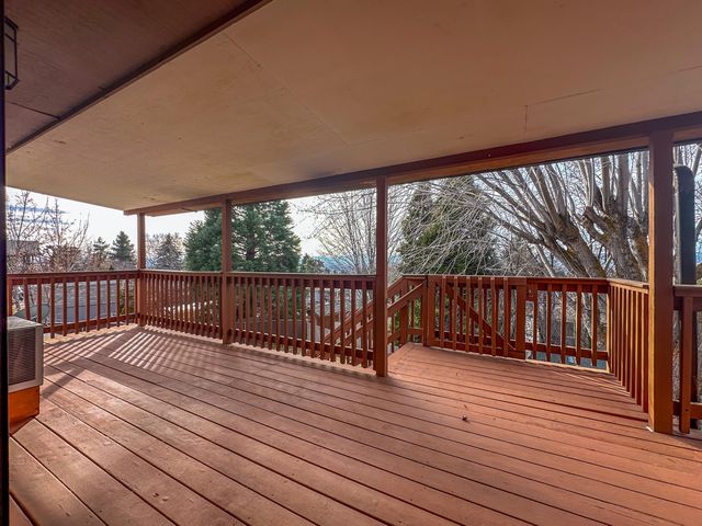 1422 Kimberly Drive, Klamath Falls, OR 97603