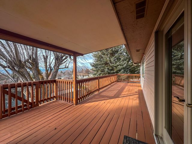 1422 Kimberly Drive, Klamath Falls, OR 97603