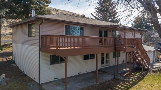 1422 Kimberly Drive, Klamath Falls, OR 97603