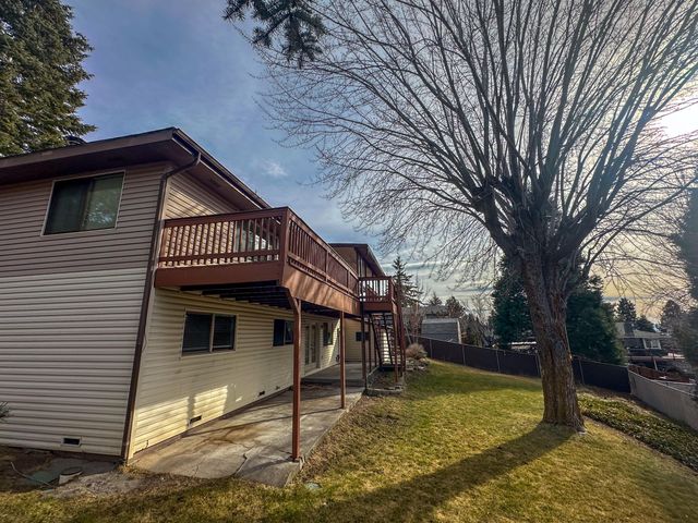 1422 Kimberly Drive, Klamath Falls, OR 97603