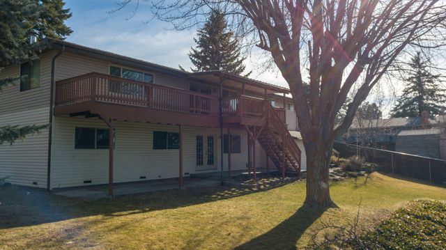 1422 Kimberly Drive, Klamath Falls, OR 97603