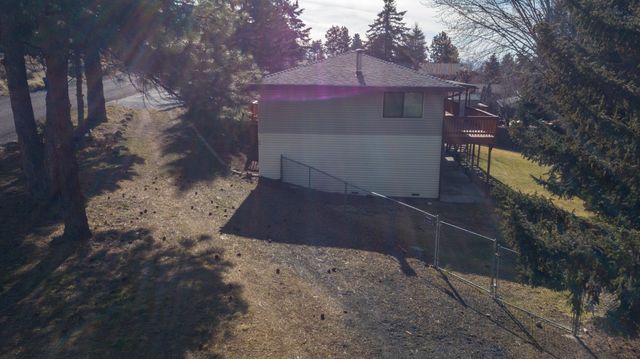 1422 Kimberly Drive, Klamath Falls, OR 97603