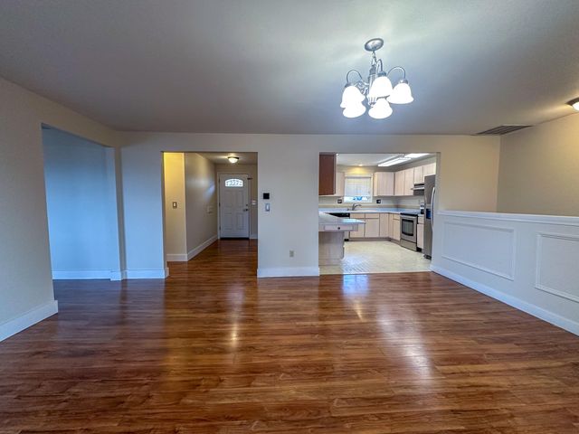 1422 Kimberly Drive, Klamath Falls, OR 97603