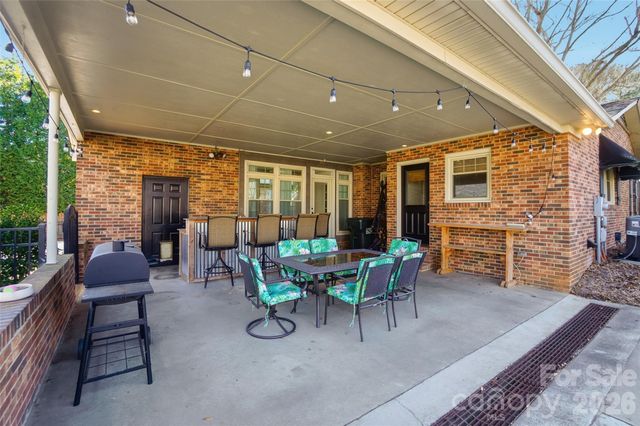 1150 Ratchford Drive, Dallas, NC 28034