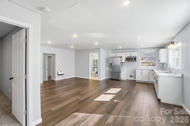 1150 Ratchford Drive, Dallas, NC 28034