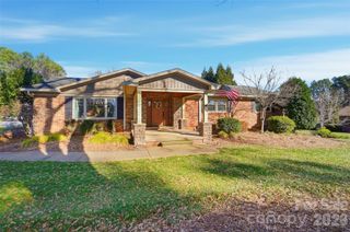 1150 Ratchford Drive, Dallas, NC 28034