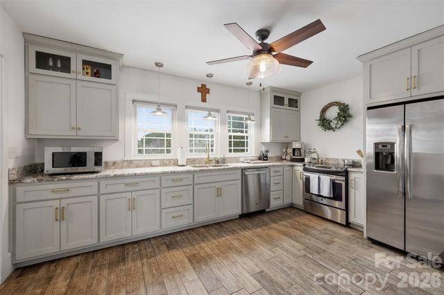 3485 Plateau Road, Newton, NC 28658