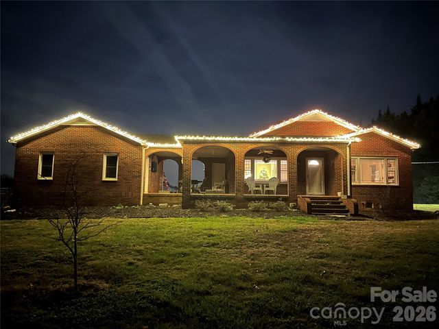 3485 Plateau Road, Newton, NC 28658