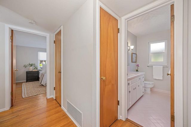 5613 Kingston Way, Sacramento, CA 95822