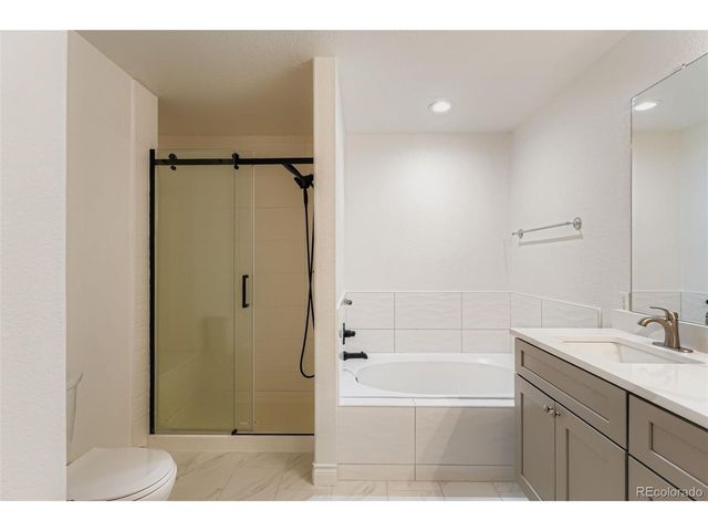 8376 S Garland Way, Littleton, CO 80128