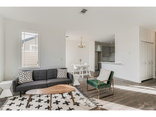 8376 S Garland Way, Littleton, CO 80128