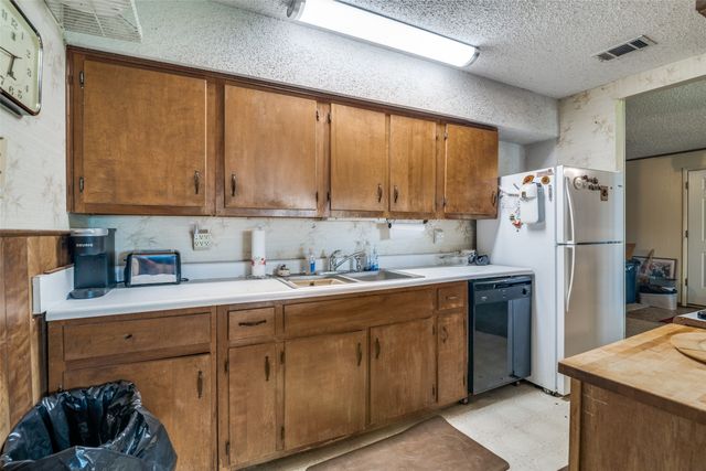 512 Gary Street, Quinlan, TX 75474