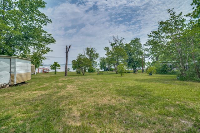 512 Gary Street, Quinlan, TX 75474