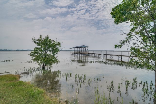 512 Gary Street, Quinlan, TX 75474