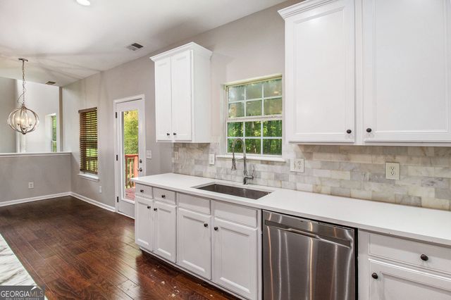 4530 Black Water Cove, Ellenwood, GA 30294