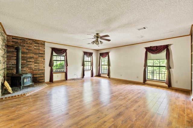 4999 Brooke Cove, Benton, AR 72019