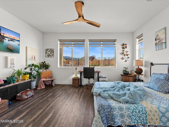 319 Grafton Drive, Sparks, NV 89441