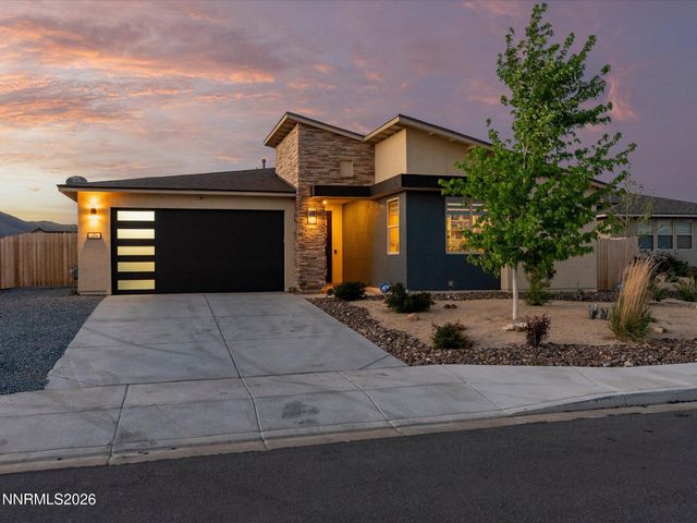 319 Grafton Drive, Sparks, NV 89441