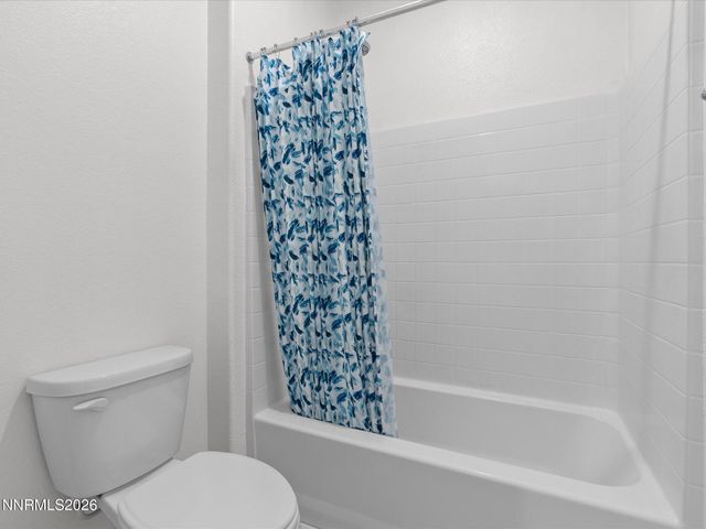 319 Grafton Drive, Sparks, NV 89441