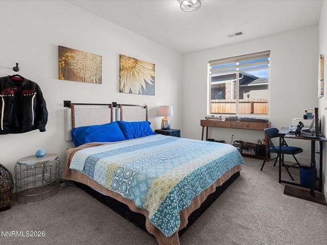 319 Grafton Drive, Sparks, NV 89441